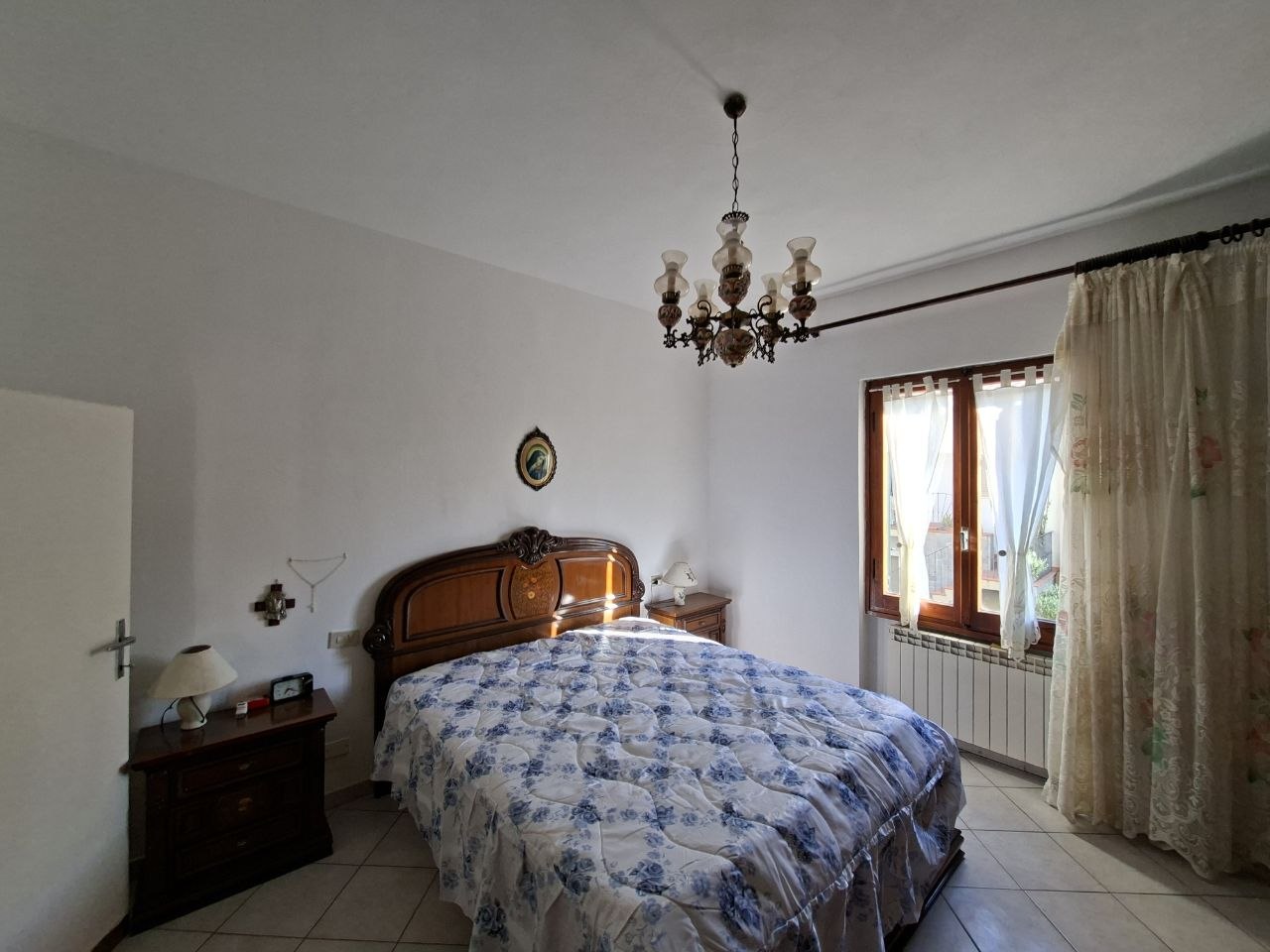 Luminoso Appartamento Ad Ambra – Rif. A305