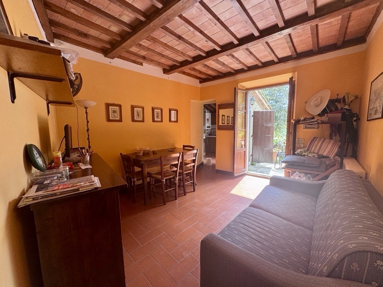 Appartamento In Borgo Toscano Restaurato – Rif. A329
