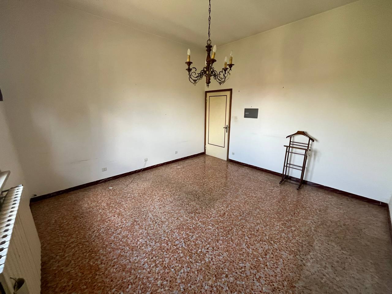 Monte San Savino, Casa Singola Con Giardino E Possibilità Di Seconda Unità – Rif. V190