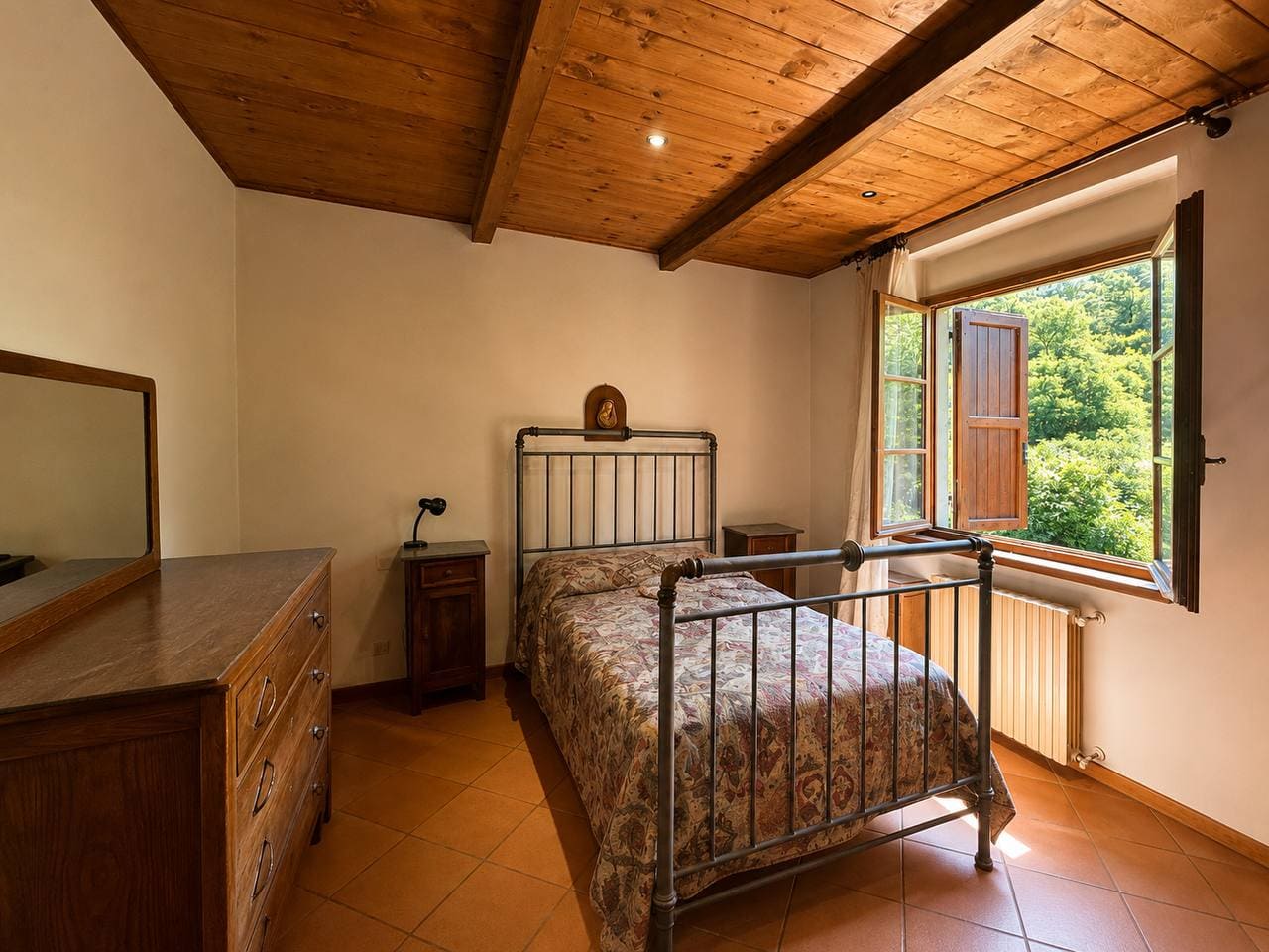 Casale Indipendente Con 70 Ettari Di Terreno – Rif. V191