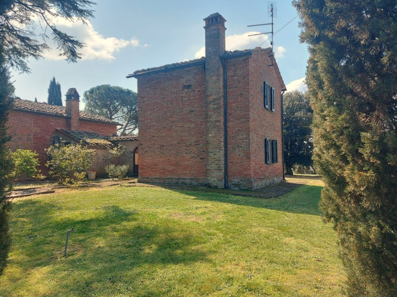 Villa Con Vista Panoramica su Lucignano – Rif. V182