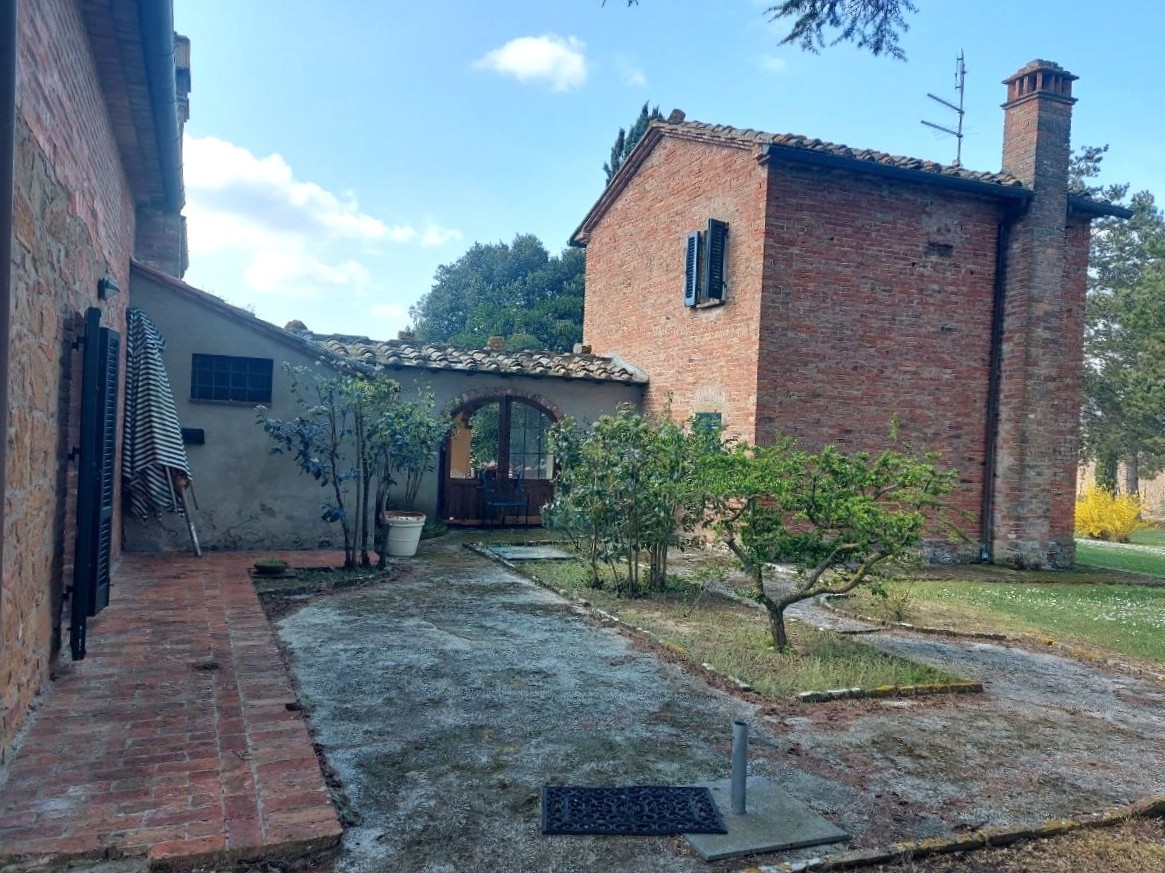 Villa Con Vista Panoramica su Lucignano – Rif. V182