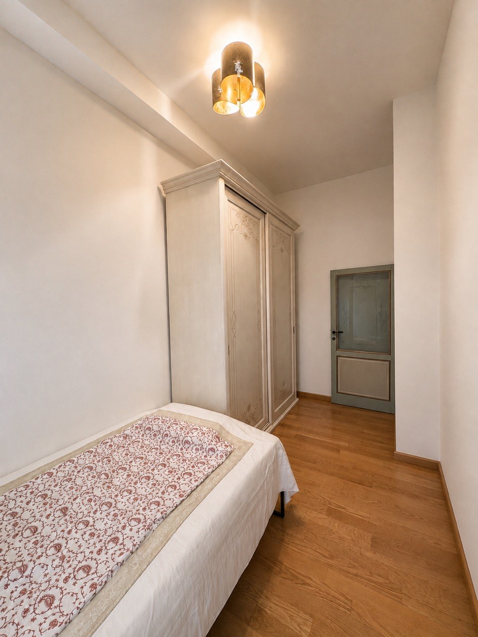 Elegante Appartamento In Palazzo Storico Nel Cuore Di Corso Italia – Rif. A343