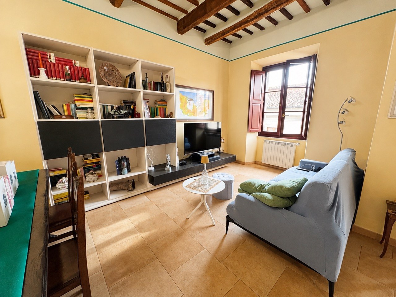 Elegante Appartamento In Palazzo Storico Nel Cuore Di Corso Italia – Rif. A343